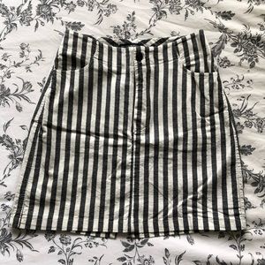 Brandy Melville NWT grey striped linen skirt